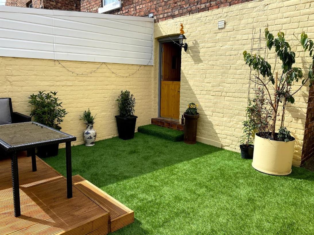 The Beaches En-Suite Rooms Redcar Exterior photo